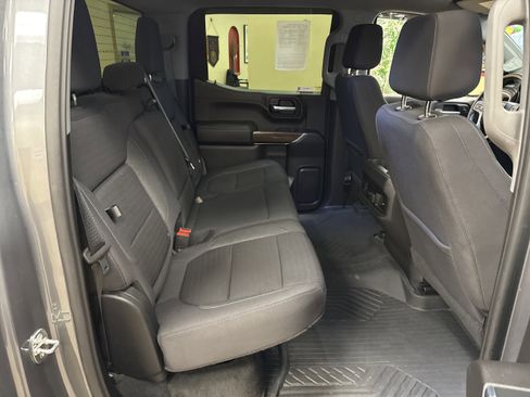 Used 2021 Chevrolet Silverado 1500 LT Trail Boss AWD/4WD image 31