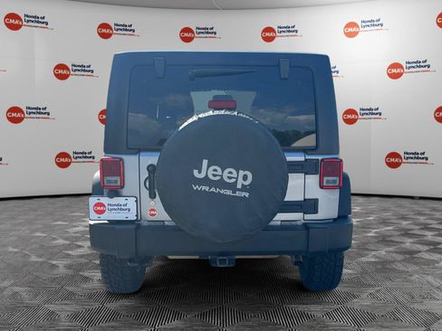 Used 2018 Jeep Wrangler Unlimited Sport S AWD/4WD image 4