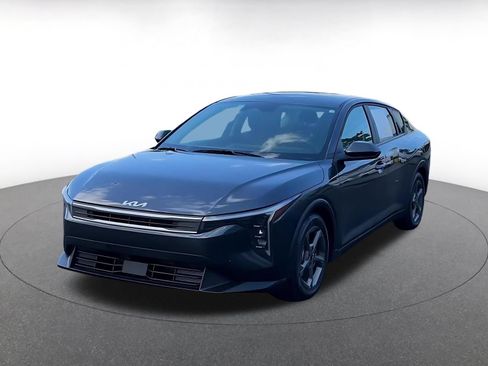 Used 2025 Kia K4 FWD image 7