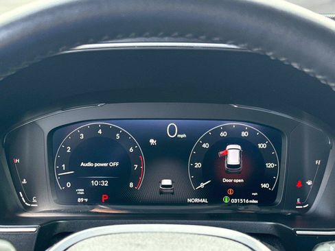 Certified 2024 Honda Pilot Elite image 32