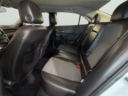 Used 2015 Chevrolet Malibu LT w/ Power Convenience Package FWD image 32