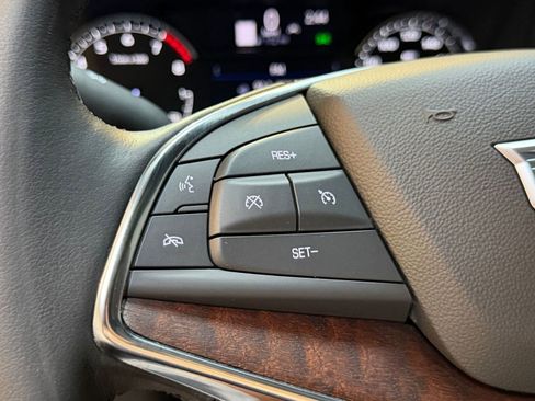 Certified 2023 Cadillac XT5 Premium Luxury FWD image 16