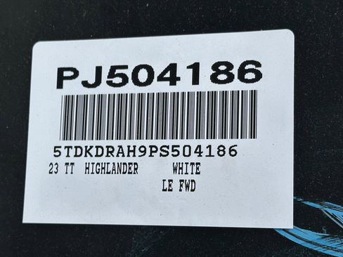 Used 2023 Toyota Highlander LE image 15