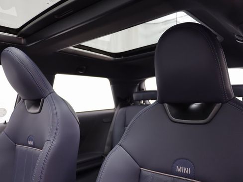 New 2026 MINI Cooper S image 13