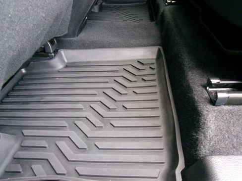 Used 2024 Mitsubishi Outlander SE image 31