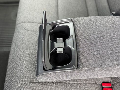 Used 2023 Toyota Crown AWD/4WD image 7