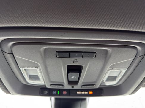 Used 2019 GMC Sierra 1500 SLT w/ SLT Premium Plus Package image 26