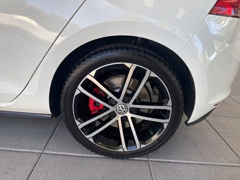 Used 2017 Volkswagen GTI Sport image 10