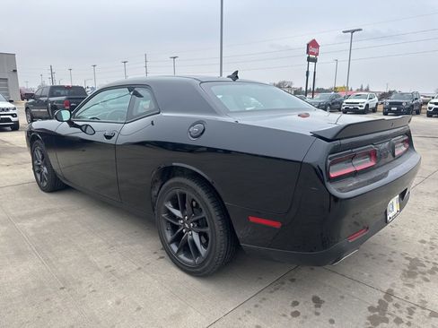Used 2021 Dodge Challenger GT w/ Plus Package image 9