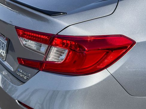 Used 2022 Honda Accord Sport image 8