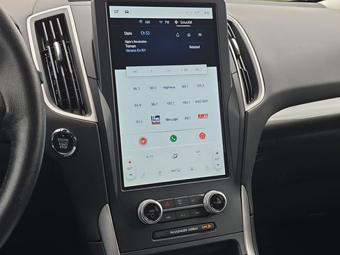 Used 2023 Ford Edge SEL w/ Convenience Package image 16