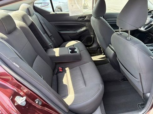 Used 2024 Nissan Altima 2.5 SV FWD image 24
