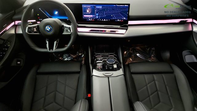 Used 2026 BMW i5 eDrive40 w/ M Sport Package RWD image 52