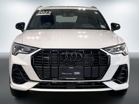 Certified 2025 Audi Q3 2.0T Premium Plus w/ Premium Plus Package image 3