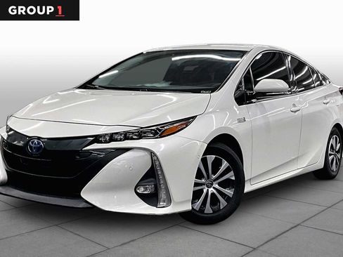 Used 2018 Toyota Prius Prime Advanced FWD image 1