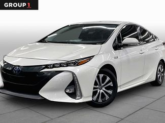 Used 2018 Toyota Prius Prime Advanced FWD video 1
