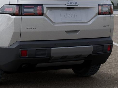 Used 2026 Jeep Cherokee Limited AWD/4WD image 39