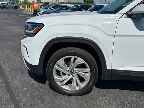 Used 2023 Volkswagen Atlas SE AWD/4WD image 6