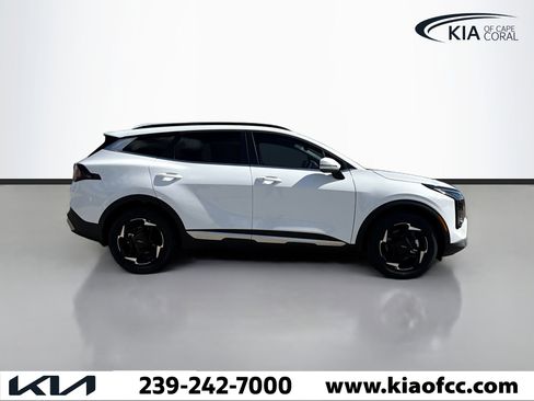 New 2026 Kia Sportage EX w/ EX Panorama Roof Package FWD image 7