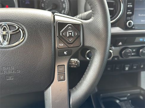 Used 2021 Toyota Tacoma TRD Off-Road image 15