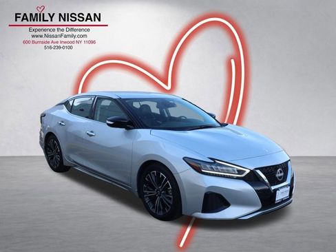 Certified 2023 Nissan Maxima SV w/ Floor Mat Group image 1