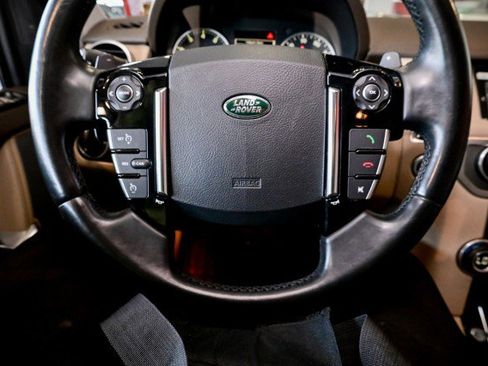 Used 2016 Land Rover LR4 HSE Silver Edition image 32