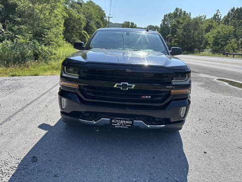 Used 2018 Chevrolet Silverado 1500 LT w/ All Star Edition AWD/4WD image 5