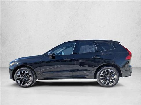 New 2026 Volvo XC60 B5 Plus w/ Climate Package AWD/4WD image 10