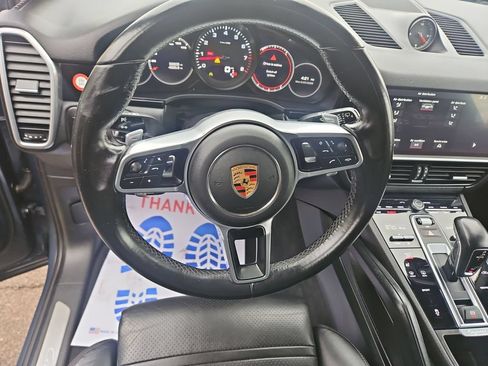 Used 2019 Porsche Cayenne AWD/4WD image 14