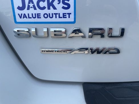 Used 2017 Subaru Crosstrek 2.0i Premium image 6