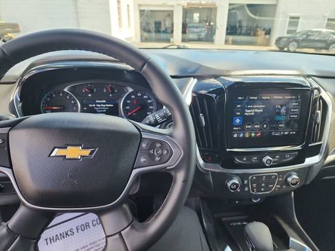 Used 2023 Chevrolet Traverse LT w/ LPO, Cargo Package AWD/4WD image 12