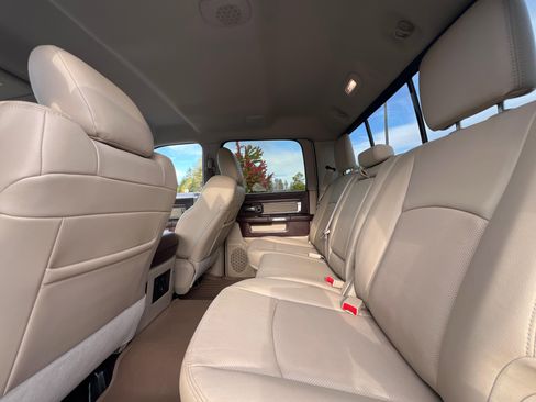Used 2015 RAM 2500 Laramie image 27