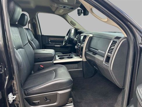 Used 2018 RAM 1500 Laramie w/ Convenience Group image 15