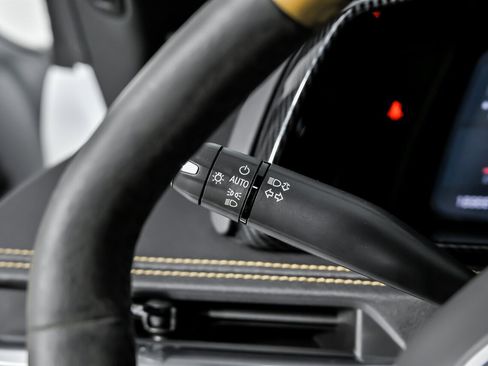 Used 2020 Chevrolet Corvette Stingray Preferred Cpe w/ 2LT Preferred Equipment Group image 30