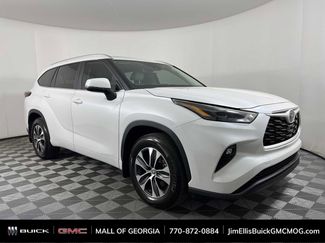 Used 2024 Toyota Highlander XLE video 1