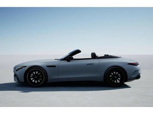New 2026 Mercedes-Benz SL 63 AMG 4MATIC image 35