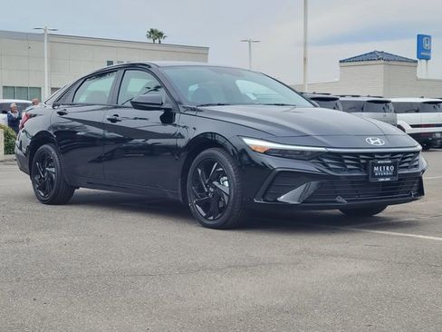 New 2026 Hyundai Elantra Sport FWD image 26