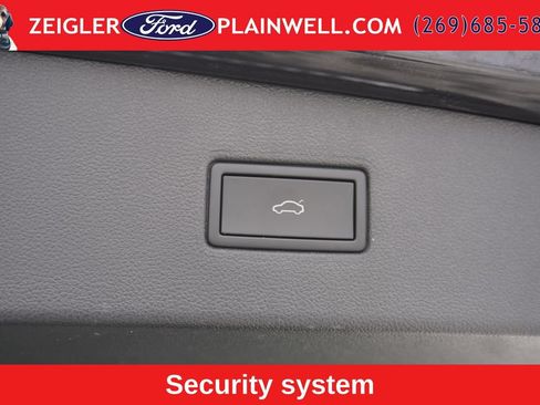 Used 2024 Volkswagen Tiguan Wolfsburg Edition FWD image 10