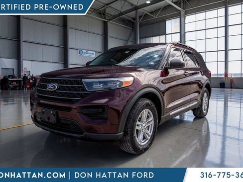 Certified 2022 Ford Explorer XLT w/ Class IV Trailer Tow Package AWD/4WD image 28