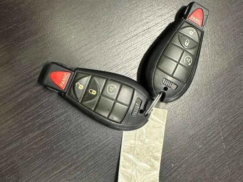 Used 2012 Jeep Grand Cherokee Laredo RWD image 24