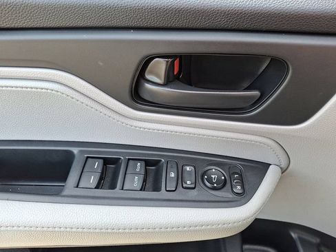 Used 2020 Honda Odyssey LX image 14