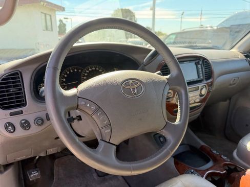 Used 2006 Toyota Sequoia Limited image 11