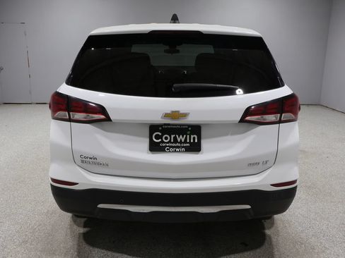 Used 2022 Chevrolet Equinox LT AWD/4WD image 3