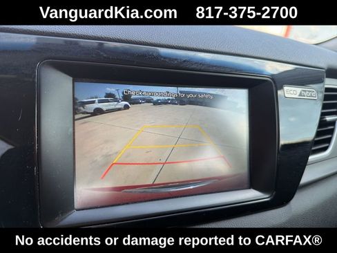 Used 2018 Kia Niro LX FWD image 25
