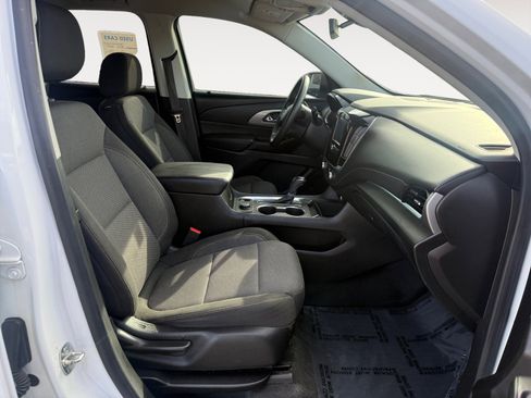 Used 2019 Chevrolet Traverse LS image 19