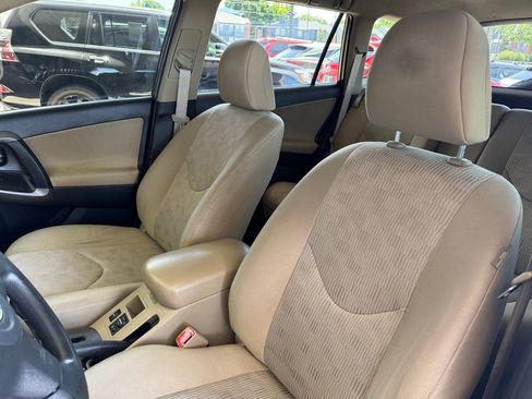 Used 2011 Toyota RAV4 2WD w/ Base L4 Extra Value Pkg image 6