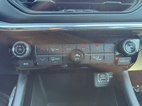 Certified 2022 Jeep Compass High Altitude image 21