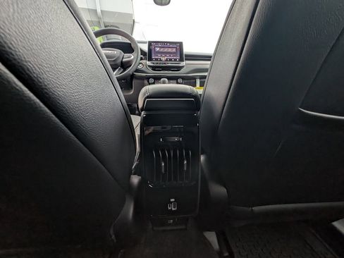 New 2026 Jeep Compass Trailhawk AWD/4WD image 35