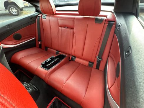 Used 2017 BMW 430i Convertible image 14