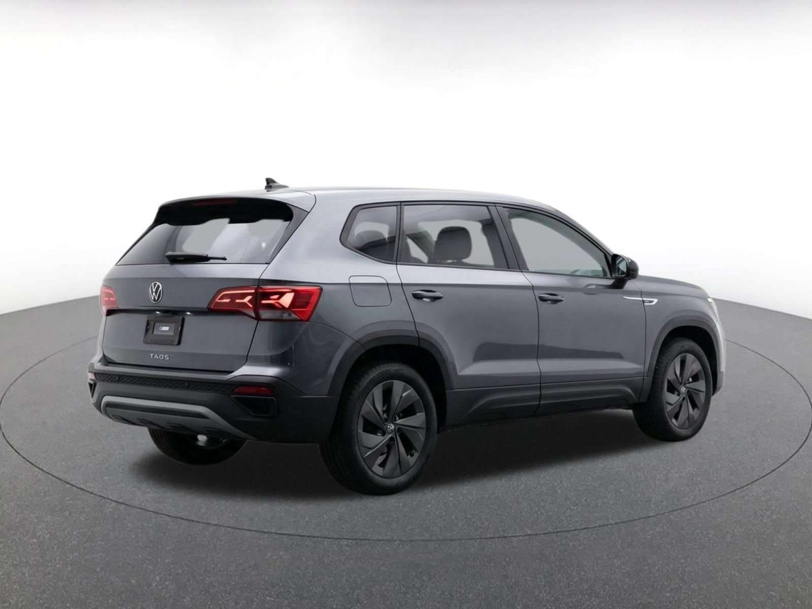 Used 2026 Volkswagen Taos S FWD image 8